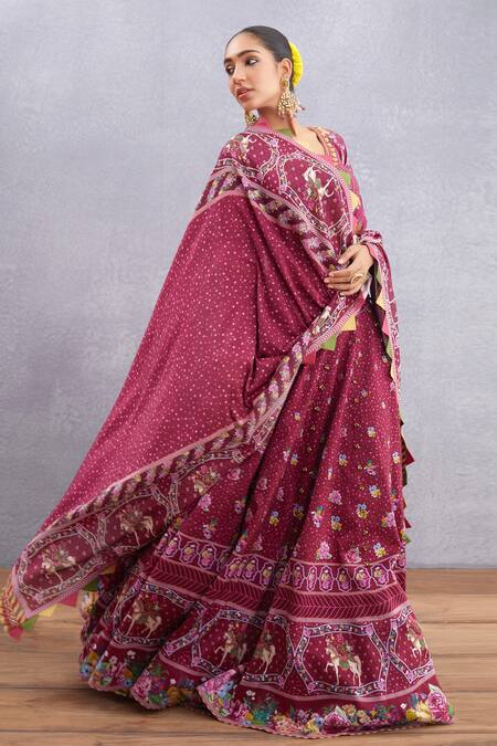Torani_Red Blouse Thin Handwoven Chanderi, Cancan Dupatta Manika Aoruni Bridal Set_Online_at_Aza_Fashions