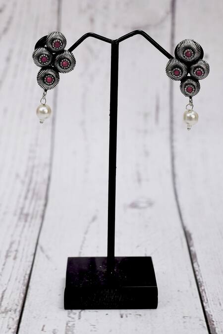 Shop_Nazaakat By Samara Singh_Silver Plated Stones, Pearls Oxidised Choker Necklace Set _Online_at_Aza_Fashions