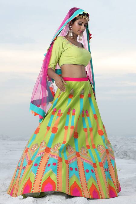Shop Xoxo Apurva Green Silk Chanderi U Neck Embroidered Lehenga Set Online at Aza Fashions Shop_Xoxo Apurva_Green Silk Chanderi U Neck Embroidered Lehenga Set _Online_at_Aza_Fashions