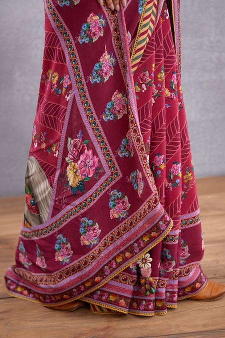 Buy_Torani_Red Crepe , Handwoven Chanderi, Pure Cotton Manika Aashvani Saree _Online_at_Aza_Fashions
