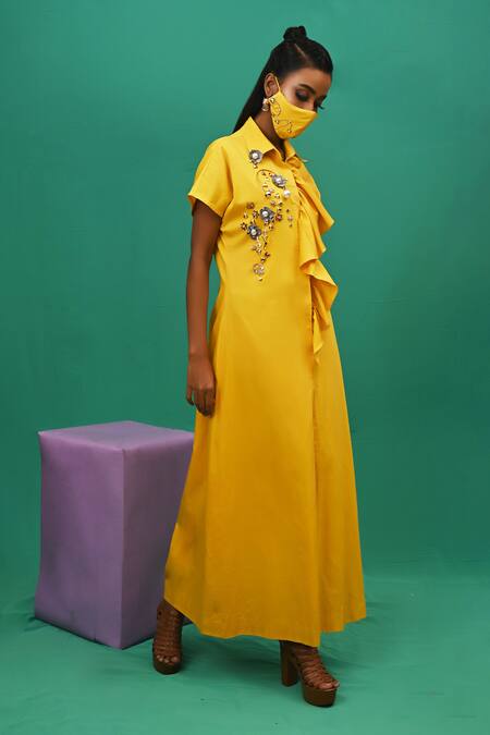Xoxo Apurva_Yellow Cotton Satin Spread Collar Ruffle Tunic Dress With Mask _Online_at_Aza_Fashions