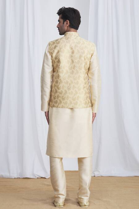 Shop Arihant Rai Sinha Gold Silk Embroidery Floral Asymmetric Bundi at Aza Fashions Shop_Arihant Rai Sinha_Gold Silk Embroidery Floral Asymmetric Bundi_at_Aza_Fashions