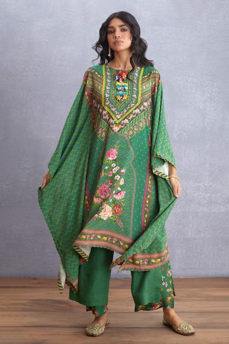 Torani Green Original Linen Embroidery Round Panna Nazreen Kaftan And Pant Set  
