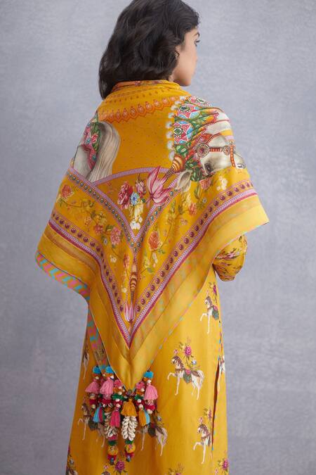 Buy_Torani_Yellow Tassels Sunehra Ashvamedha Scarf _Online_at_Aza_Fashions