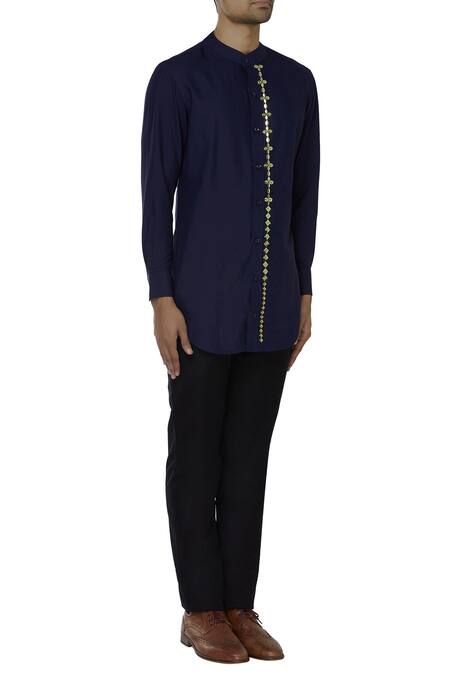 Diyarajvvir Blue Shirting Embroidered Kurta Online at Aza Fashions Diyarajvvir_Blue Shirting Embroidered Kurta _Online_at_Aza_Fashions