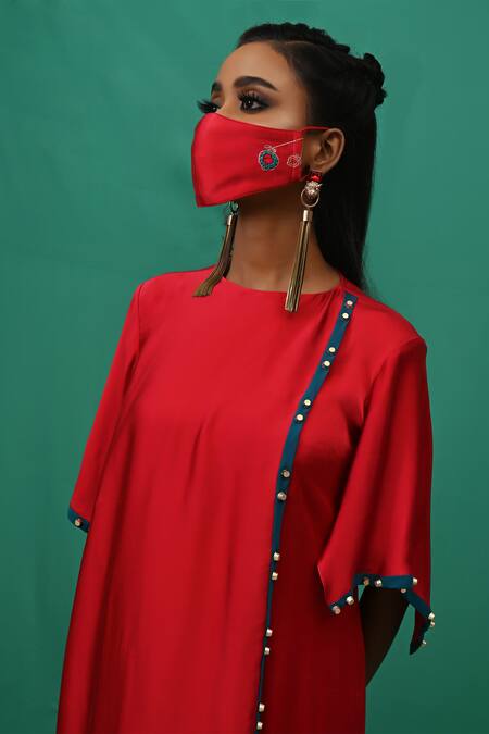 Xoxo Apurva_Red Crepe Round Neck Asymmetric Tunic And Draped Pant Set _at_Aza_Fashions