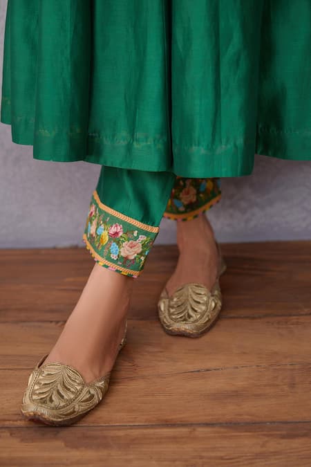Shop_Torani_Green Handwoven Chanderi, Pure Cotton Silk Panna Sitara Raisah Kurta And Pant Set _Online_at_Aza_Fashions