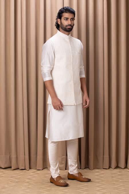 Ankit V Kapoor Ivory Georgette, Twill Embroidery Paisley Nehru Jacket Online at Aza Fashions Ankit V Kapoor_Ivory Georgette, Twill Embroidery Paisley Nehru Jacket _Online_at_Aza_Fashions