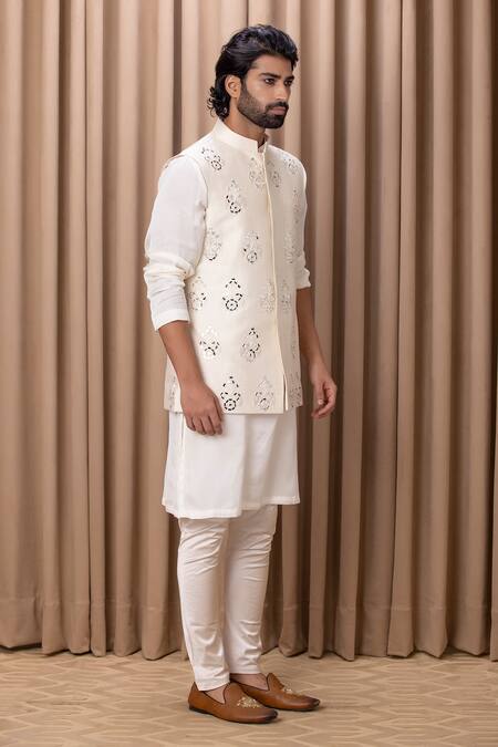 Ankit V Kapoor_Cream Silk, Twill Mirrors Geometric Embroidered Bundi Set _Online_at_Aza_Fashions
