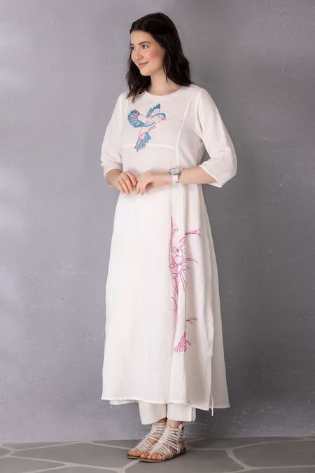 Tanu Malhotra White Cotton, Linen Embroidery Round Neck Placed Bird Pattern Tunic And Pant Set Online at Aza Fashions Tanu Malhotra_White Cotton, Linen Embroidery Round Neck Placed Bird Pattern Tunic And Pant Set _Online_at_Aza_Fashions