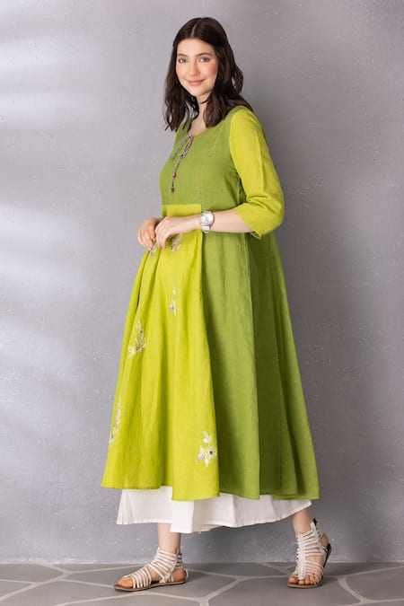 Tanu Malhotra Green Cotton, Linen Embroidery Keyhole Neck Colour Block Tunic And Pant Set Online at Aza Fashions Tanu Malhotra_Green Cotton, Linen Embroidery Keyhole Neck Colour Block Tunic And Pant Set _Online_at_Aza_Fashions