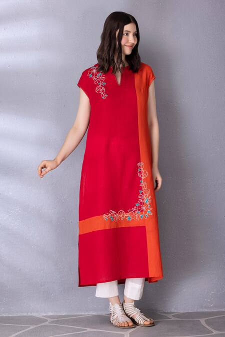 Tanu Malhotra Red Cotton, Linen Embroidery Button-down Neck Colour Block Tunic With Pant Online at Aza Fashions Tanu Malhotra_Red Cotton, Linen Embroidery Button-down Neck Colour Block Tunic With Pant _Online_at_Aza_Fashions