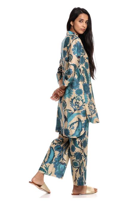 Shop Abraham And Thakore Beige Chanderi Suzani Print Band Tunic at Aza Fashions Shop_Abraham And Thakore_Beige Chanderi Suzani Print Band Tunic_at_Aza_Fashions