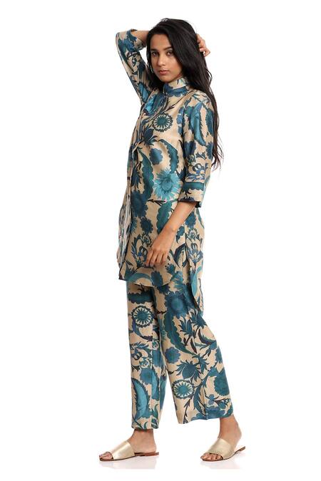 Shop Abraham And Thakore Beige Chanderi Suzani Print Band Tunic Online at Aza Fashions Shop_Abraham And Thakore_Beige Chanderi Suzani Print Band Tunic_Online_at_Aza_Fashions