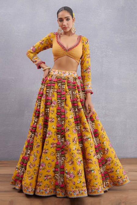 Buy_Torani_Yellow V Neck Sunehra Tasneem Bridal Lehenga Set _Online_at_Aza_Fashions