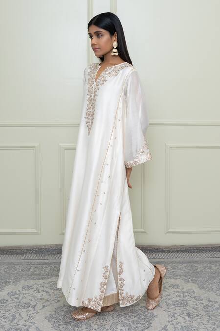 Sheetal Batra_White Organza, Modal, Chanderi Notched Choga Kurta Set _Online_at_Aza_Fashions