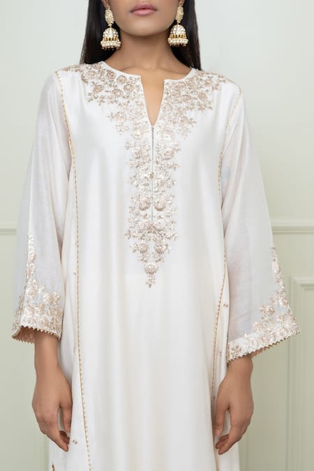 Buy_Sheetal Batra_White Organza, Modal, Chanderi Notched Choga Kurta Set _Online_at_Aza_Fashions