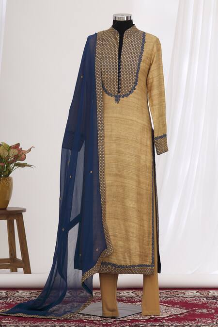 Churidar clearance high neck