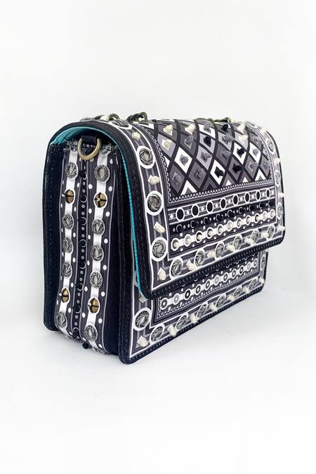 The Garnish Company_Black Mirrors, Chains Adya Geometric Print Sling Bag _Online_at_Aza_Fashions