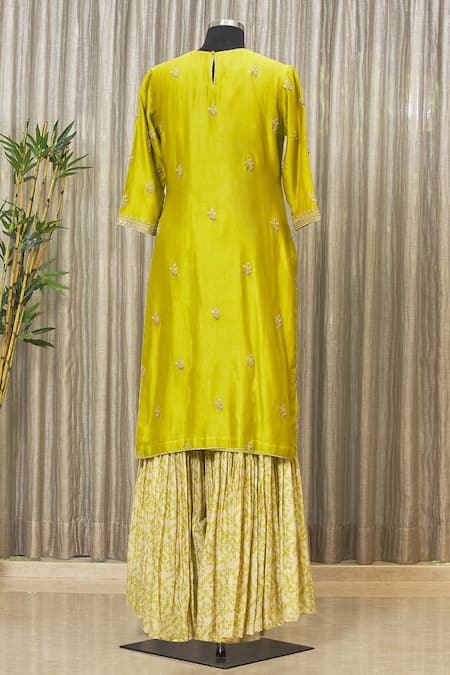 Shop_Punit Balana_Green Round Bandhani Print Kurta And Palazzo Set _at_Aza_Fashions