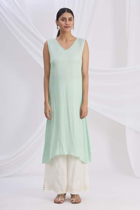 Nachiket Barve_Blue Chanderi Silk Mandarin Collar Kurta_Online_at_Aza_Fashions