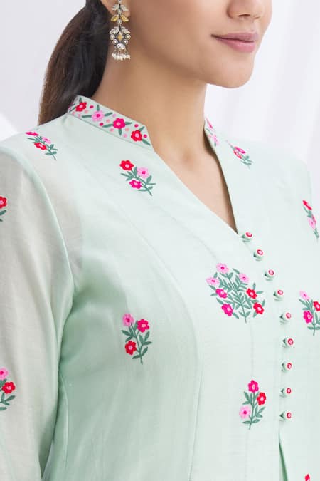 Nachiket Barve_Blue Chanderi Silk Mandarin Collar Kurta_at_Aza_Fashions