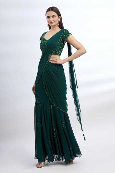 Arpan Vohra Green Geargette Scoop Neck Pre-draped Saree 