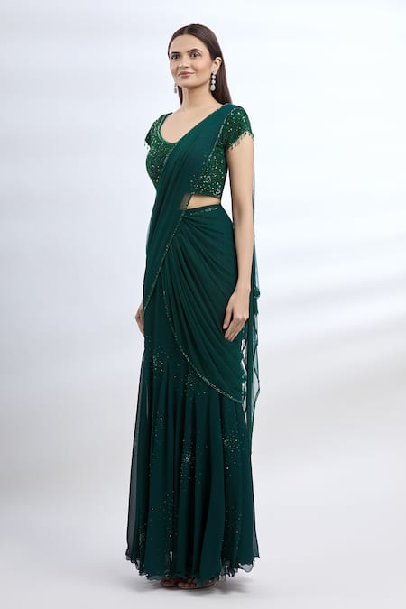 Buy Arpan Vohra Green Geargette Scoop Neck Pre-draped Saree Online at Aza Fashions Buy_Arpan Vohra_Green Geargette Scoop Neck Pre-draped Saree _Online_at_Aza_Fashions