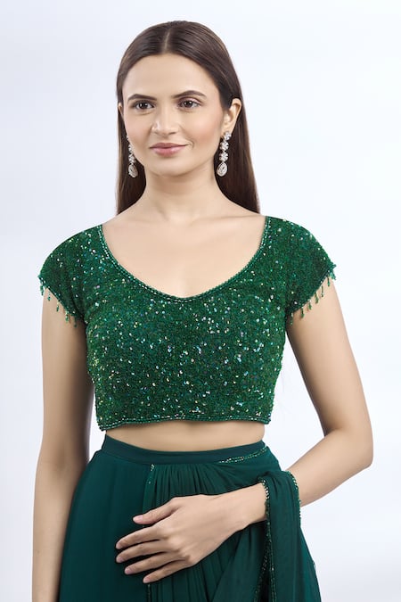 Shop Arpan Vohra Green Geargette Scoop Neck Pre-draped Saree Online at Aza Fashions Shop_Arpan Vohra_Green Geargette Scoop Neck Pre-draped Saree _Online_at_Aza_Fashions