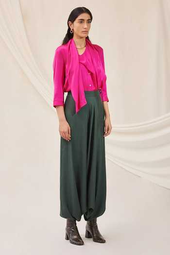 431-88 By Shweta Kapur_Green Japanese Crepe Drop Crotch Pant_Online_at_Aza_Fashions