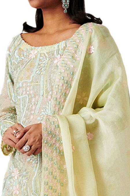 Buy Amaare Yellow Organza Embroidery Boat Embellished Kurta Set Online at Aza Fashions Buy_Amaare_Yellow Organza Embroidery Boat Embellished Kurta Set _Online_at_Aza_Fashions