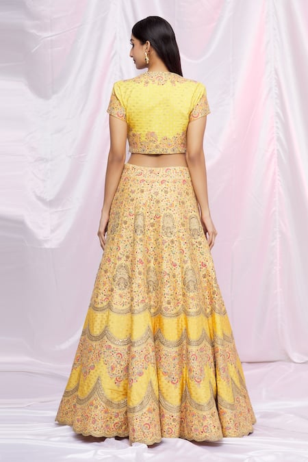 Shop Petticoat Lane By Divya Yellow Organza, Brocade, Dupion Floral Motifs V Embroidered Bridal Lehenga Set at Aza Fashions Shop_Petticoat Lane By Divya_Yellow Organza, Brocade, Dupion Floral Motifs V Embroidered Bridal Lehenga Set _at_Aza_Fashions