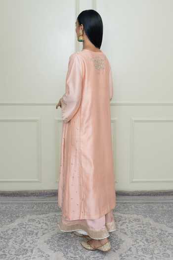 Shop Sheetal Batra Pink Organza, Crushed Cotton, Chanderi Notched Choga Kurta Set at Aza Fashions Shop_Sheetal Batra_Pink Organza, Crushed Cotton, Chanderi Notched Choga Kurta Set _at_Aza_Fashions