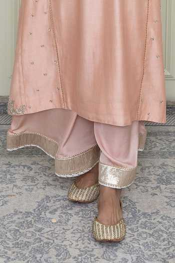 Shop Sheetal Batra Pink Organza, Crushed Cotton, Chanderi Notched Choga Kurta Set Online at Aza Fashions Shop_Sheetal Batra_Pink Organza, Crushed Cotton, Chanderi Notched Choga Kurta Set _Online_at_Aza_Fashions