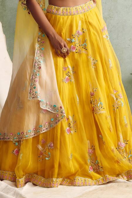 Shop_Priyanka Jain_Yellow Organza, Chanderi V Neck Cape And Lehenga Set _Online_at_Aza_Fashions