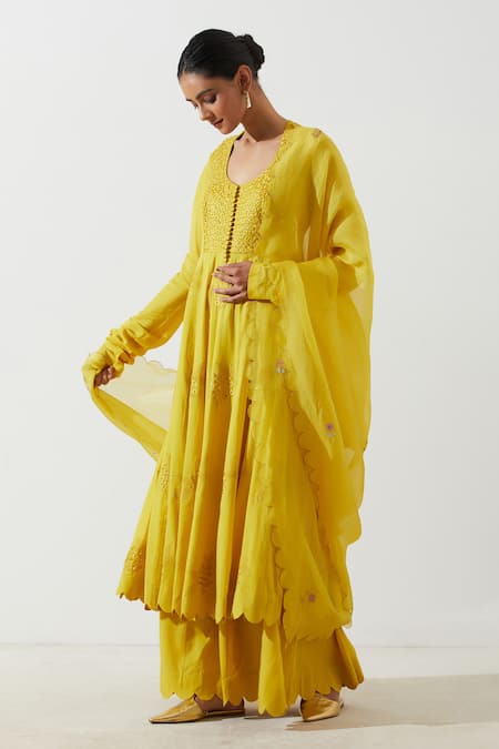 Buy_Label Earthen_Yellow Cotton Mul Floral V Neck Amaltaas Anarkali And Sharara Set _Online_at_Aza_Fashions