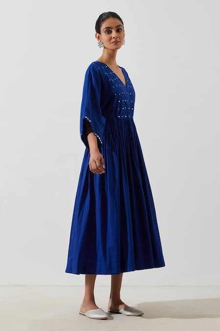 Buy Label Earthen Blue Cotton Mul Mirror Work, Resham V Neck Embroidered Yoke Dress Online at Aza Fashions Buy_Label Earthen_Blue Cotton Mul Mirror Work, Resham V Neck Embroidered Yoke Dress _Online_at_Aza_Fashions