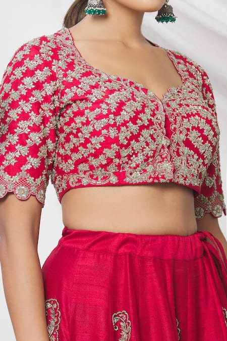 Shop_Jayanti Reddy_Red Floral Leaf Neck Embroidered Lehenga Set _Online_at_Aza_Fashions