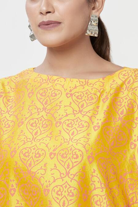 Shop_Rachana Ved_Yellow Printed U Neck Kaftan And Pant Set  _Online_at_Aza_Fashions