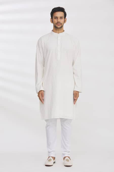 Aham-Vayam_White Cotton And Silk Thread Bundi & Kurta Set _Online_at_Aza_Fashions