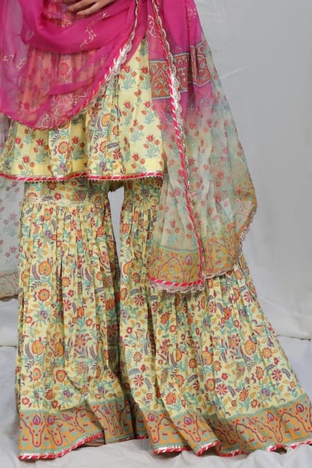 Buy_Abbaran_Yellow Cotton Cambric Dupatta Chiffon Round Block Print Kurta Gharara Set _Online_at_Aza_Fashions