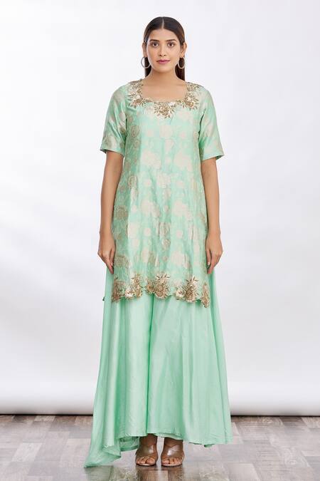 MathilI'S Green Embellished Floral Motifs Square Neck Kurta And Palazzo Set Online at Aza Fashions MathilI'S_Green Embellished Floral Motifs Square Neck Kurta And Palazzo Set _Online_at_Aza_Fashions