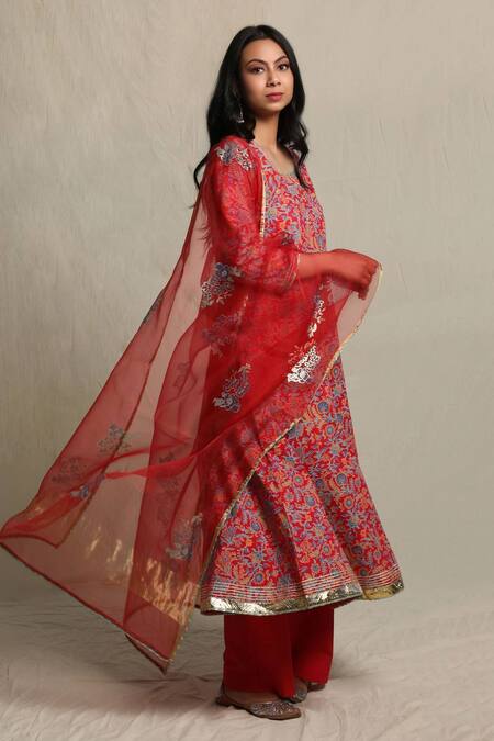 Buy_Abbaran_Red Cotton Cambric Dupatta Organza Round Block Print Anarkali Set _Online_at_Aza_Fashions