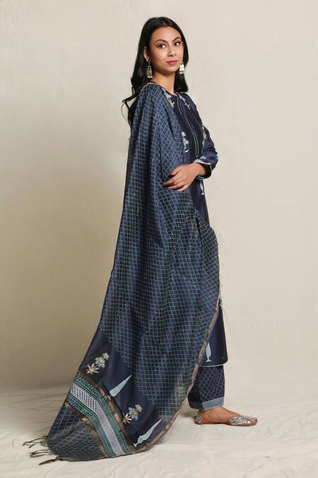 Abbaran_Blue Chanderi Round Block Print Kurta Set _Online_at_Aza_Fashions