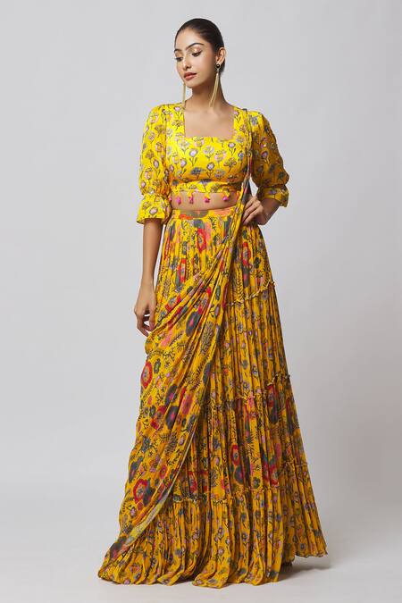Diyarajvvir_Yellow Georgette, Modal Tassels, Printed Pre-draped Skirt Saree With Blouse _Online_at_Aza_Fashions