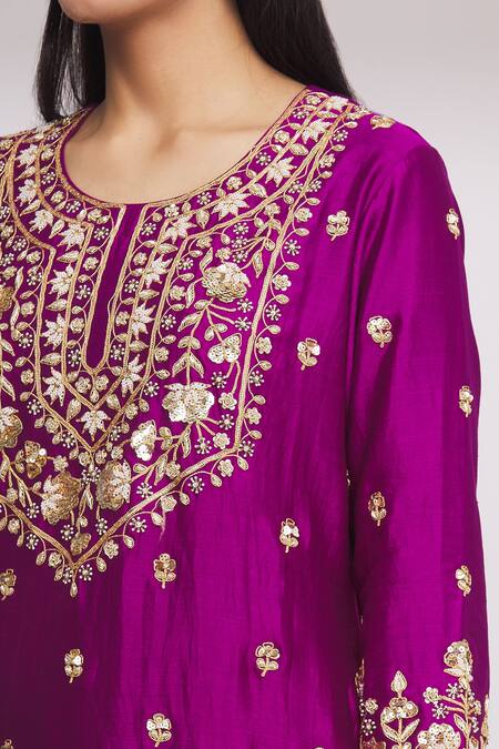 Surbhi Shah_Purple Spun Silk Floral Motifs Round Embroidered Kurta Set_at_Aza_Fashions