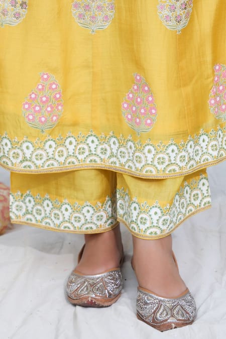 Shop_Abbaran_Yellow Cotton Silk Dupatta Handloom Kota Round Foil Block Print Anarkali Set _Online_at_Aza_Fashions