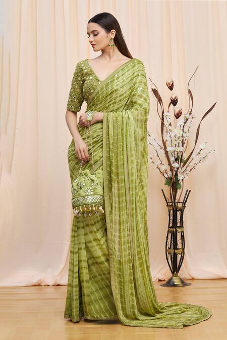Buy Yoshita Couture Green V Neck Verdaria Tie Dye Saree With Blouse Online at Aza Fashions Buy_Yoshita Couture_Green V Neck Verdaria Tie Dye Saree With Blouse _Online_at_Aza_Fashions
