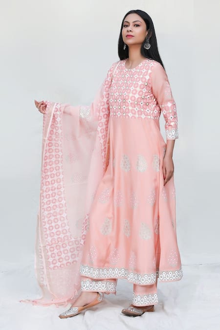 Buy Abbaran Peach Cotton Silk Dupatta Handloom Kota Round Foil Block Print Anarkali Set Online at Aza Fashions Buy_Abbaran_Peach Cotton Silk Dupatta Handloom Kota Round Foil Block Print Anarkali Set _Online_at_Aza_Fashions