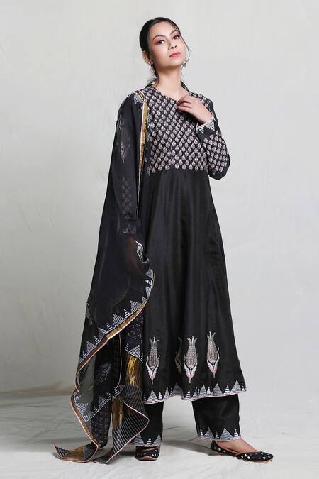 Shop_Abbaran_Black Cotton Silk Dupatta Handloom Chanderi Foil Block Print Anarkali Set _Online_at_Aza_Fashions